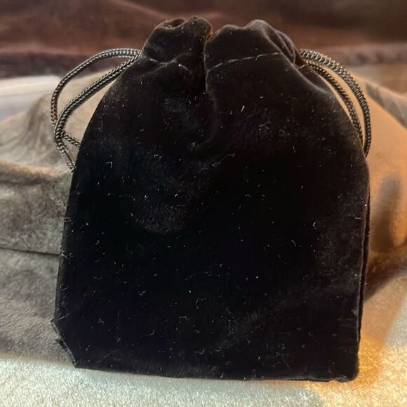 NWT Protecting Black Spinel Matrix 925 SS Pendant Necklace, Magnetic Clasp - Picture 8 of 8